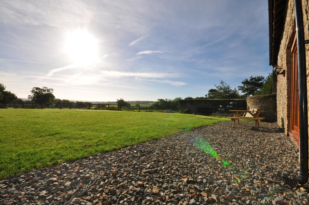 Вилла Hastings Barn Бидефорд Экстерьер фото